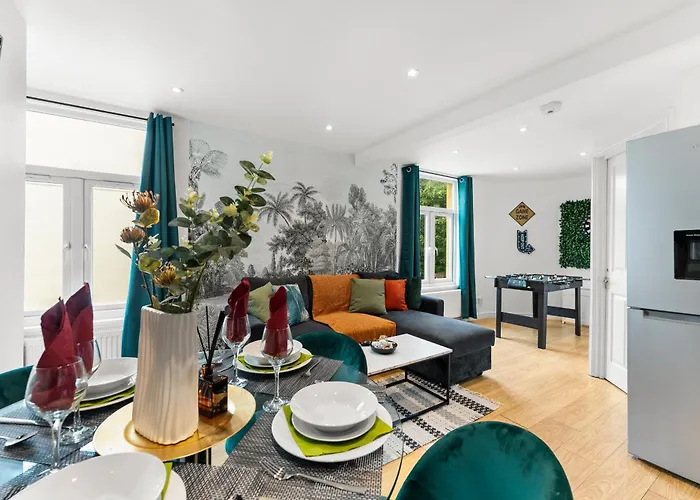 Boutique Abode - Games Apartman