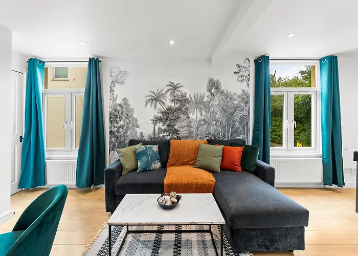 Boutique Abode - Games